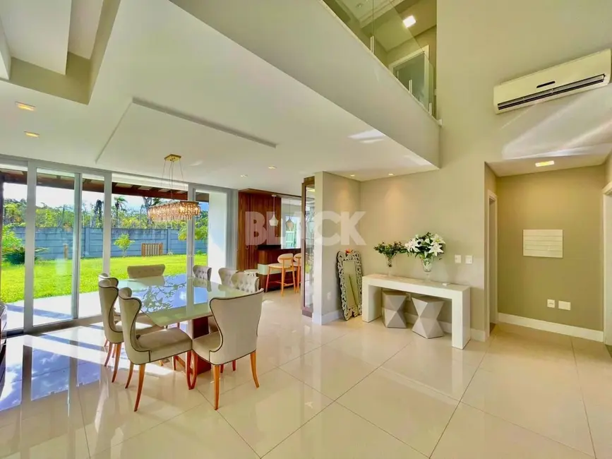 Foto 5 de Casa de Condomínio com 4 quartos à venda, 241m2 em Torres - RS