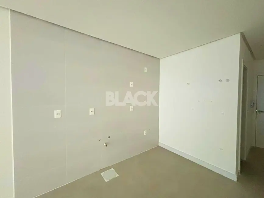 Foto 3 de Apartamento com 1 quarto à venda, 43m2 em Torres - RS