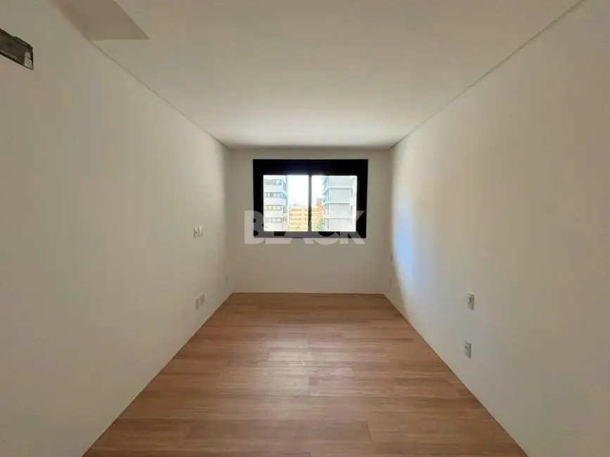 Foto 9 de Apartamento com 2 quartos à venda, 89m2 em Torres - RS
