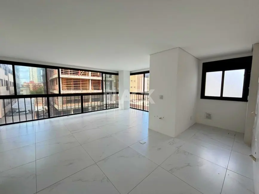 Foto 1 de Apartamento com 2 quartos à venda, 89m2 em Torres - RS