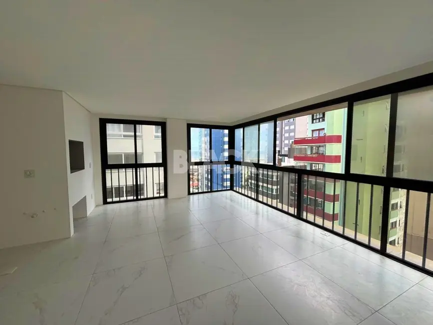 Foto 3 de Apartamento com 3 quartos à venda, 110m2 em Torres - RS