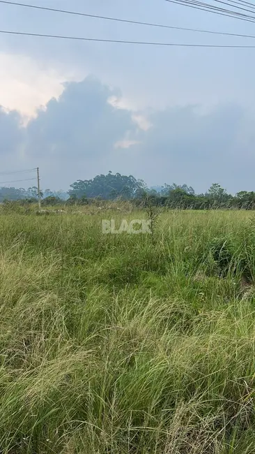 Foto 1 de Terreno / Lote à venda, 361m2 em Torres - RS