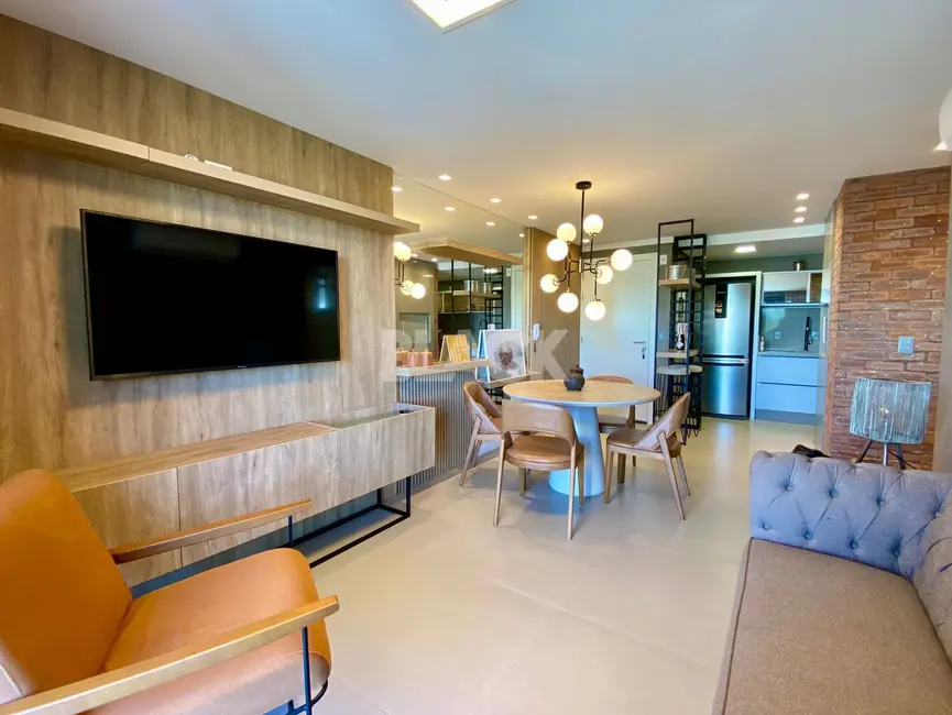 Foto 2 de Cobertura com 2 quartos à venda, 173m2 em Torres - RS