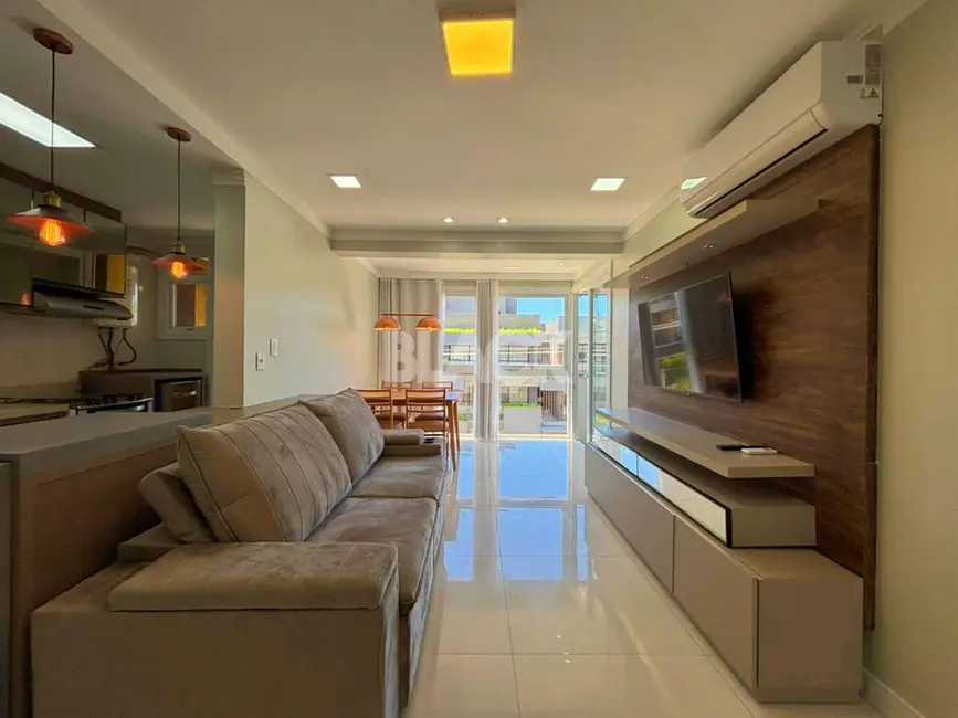 Foto 1 de Cobertura com 2 quartos à venda, 184m2 em Torres - RS