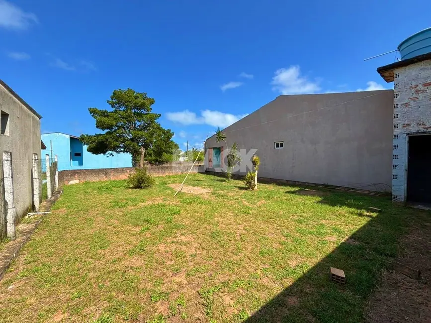 Foto 6 de Casa com 2 quartos à venda, 110m2 em Torres - RS