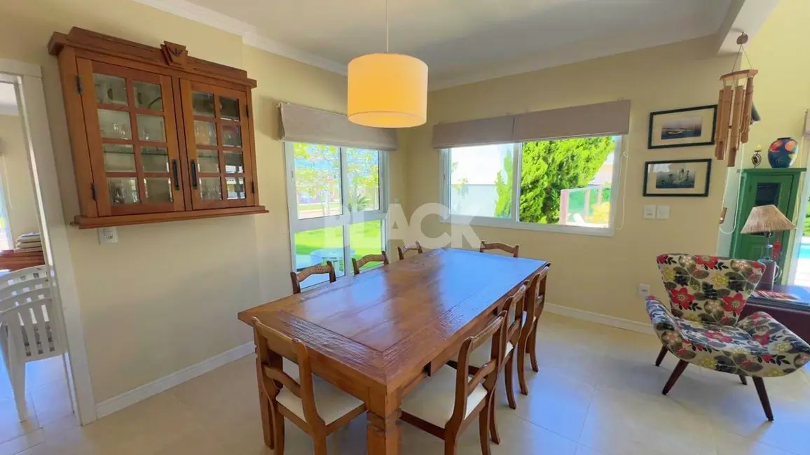 Foto 7 de Casa com 4 quartos à venda, 257m2 em Torres - RS