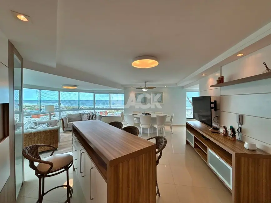 Foto 4 de Apartamento com 4 quartos à venda, 264m2 em Torres - RS
