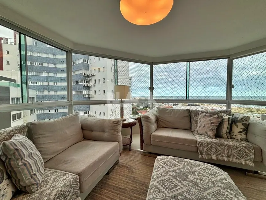 Foto 9 de Apartamento com 4 quartos à venda, 264m2 em Torres - RS