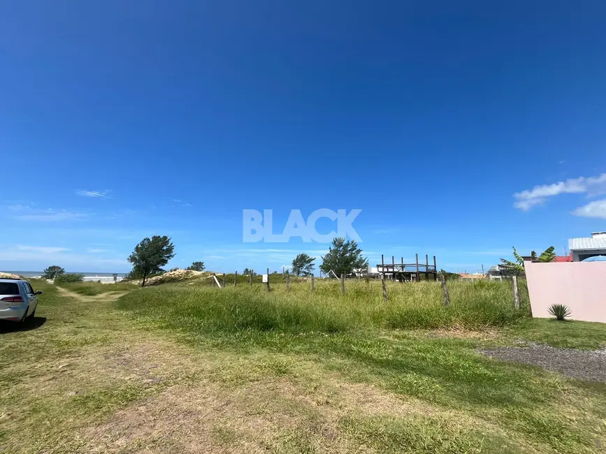 Foto 2 de Terreno / Lote à venda, 520m2 em Arroio Do Sal - RS