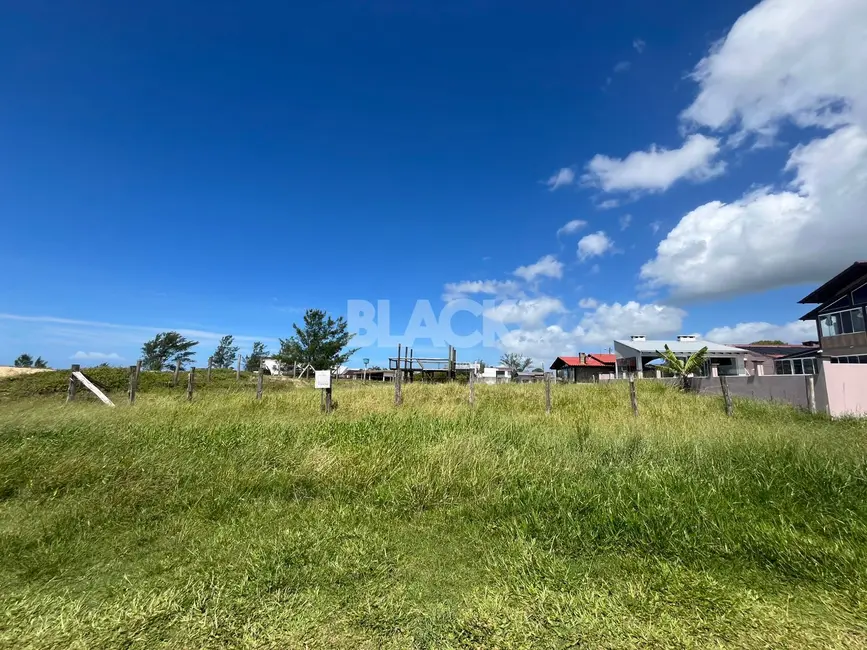 Foto 4 de Terreno / Lote à venda, 520m2 em Arroio Do Sal - RS