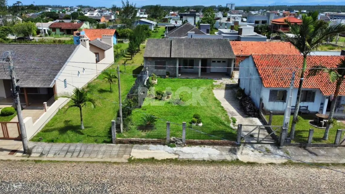 Foto 1 de Casa com 3 quartos à venda, 140m2 em Passo De Torres - SC