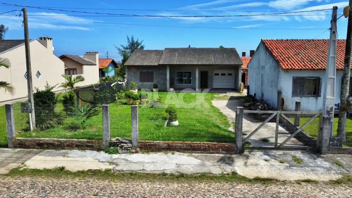 Foto 2 de Casa com 3 quartos à venda, 140m2 em Passo De Torres - SC