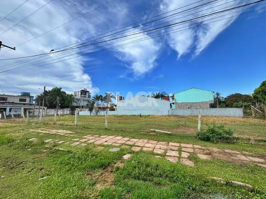 Foto 3 de Terreno / Lote à venda, 493m2 em Centro, Torres - RS