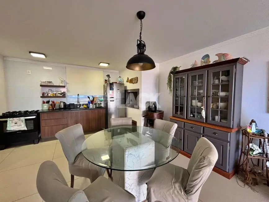 Foto 6 de Apartamento com 2 quartos à venda, 144m2 em Torres - RS