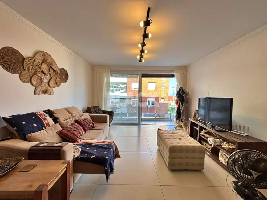 Foto 4 de Apartamento com 2 quartos à venda, 144m2 em Torres - RS