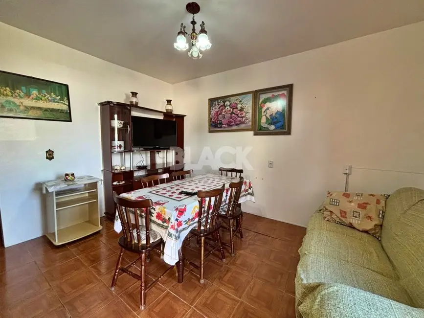 Foto 7 de Casa com 6 quartos à venda, 280m2 em Torres - RS