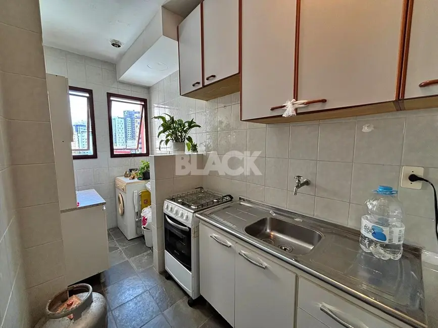 Foto 9 de Apartamento com 2 quartos à venda, 61m2 em Centro, Torres - RS