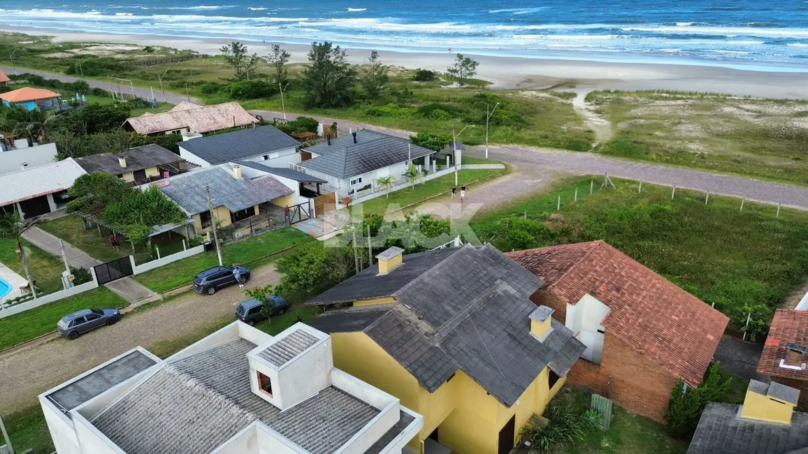 Foto 8 de Casa com 5 quartos à venda, 220m2 em Torres - RS