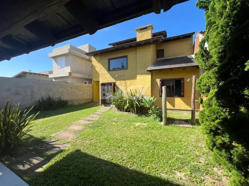 Foto 6 de Casa com 5 quartos à venda, 220m2 em Torres - RS