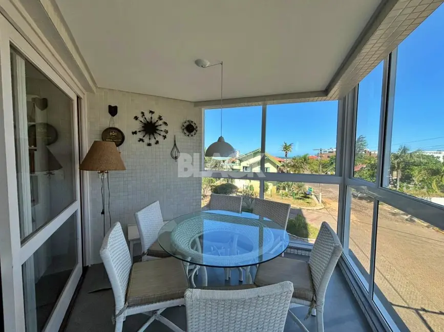 Foto 5 de Apartamento com 3 quartos à venda, 131m2 em Torres - RS