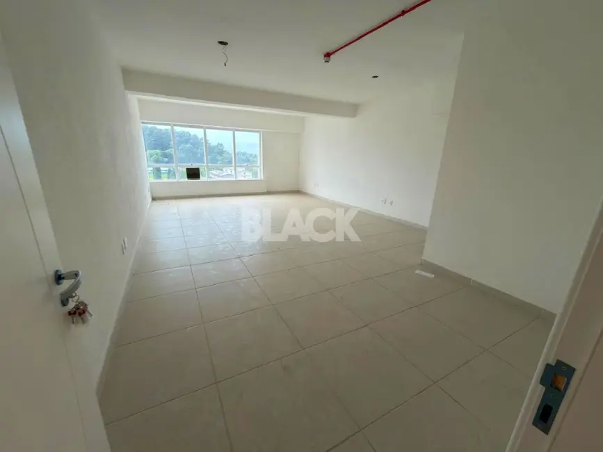 Foto 5 de Sala Comercial com 1 quarto à venda, 46m2 em Desvio Rizzo, Caxias Do Sul - RS