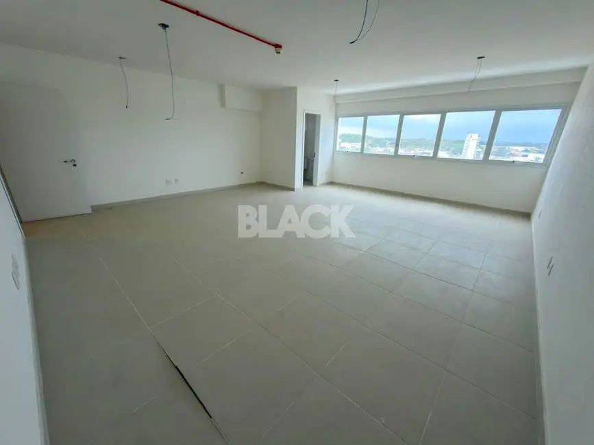 Foto 6 de Sala Comercial com 1 quarto à venda, 52m2 em Desvio Rizzo, Caxias Do Sul - RS