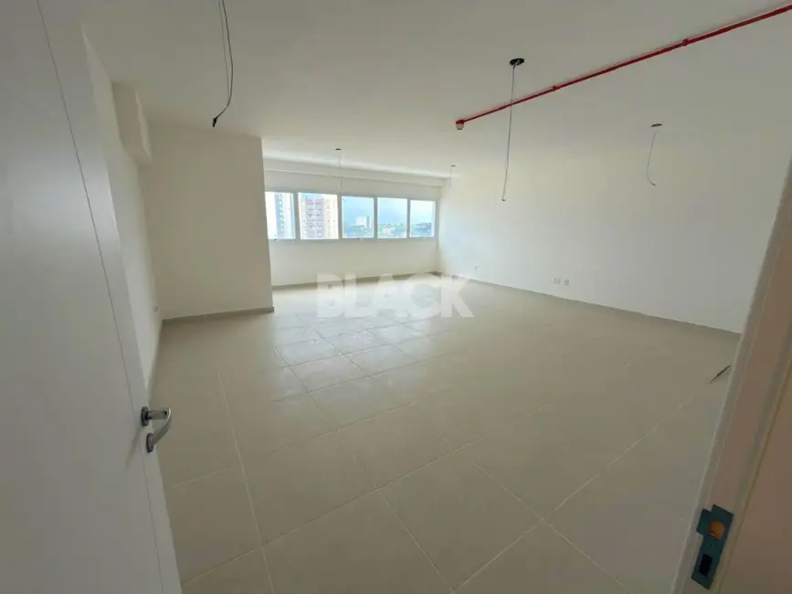 Foto 5 de Sala Comercial com 1 quarto à venda, 52m2 em Desvio Rizzo, Caxias Do Sul - RS