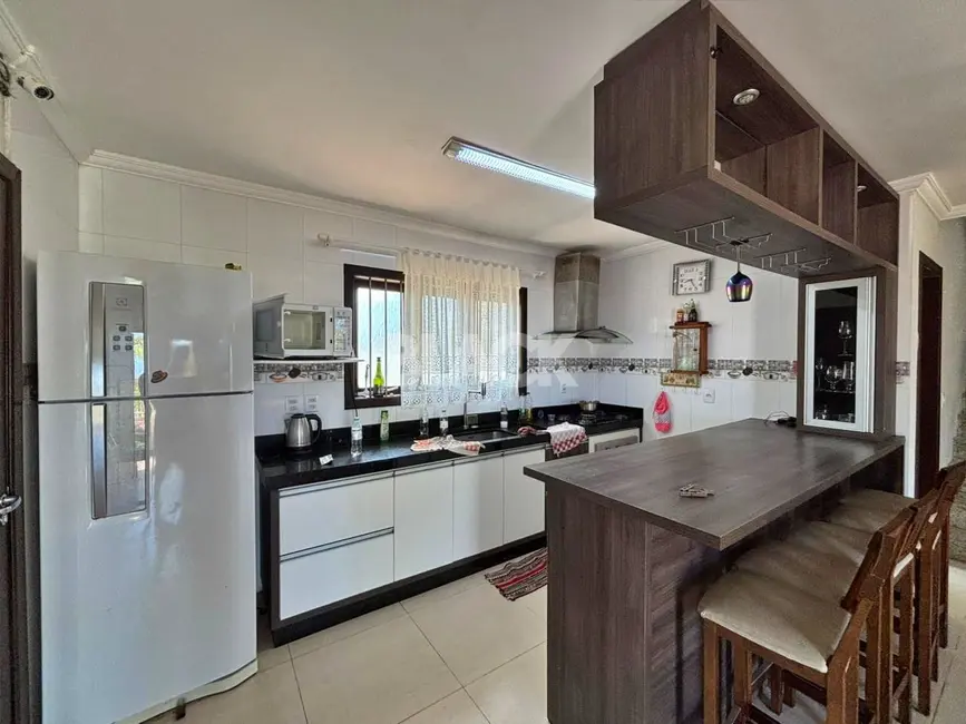 Foto 9 de Casa com 3 quartos à venda, 200m2 em Passo De Torres - SC