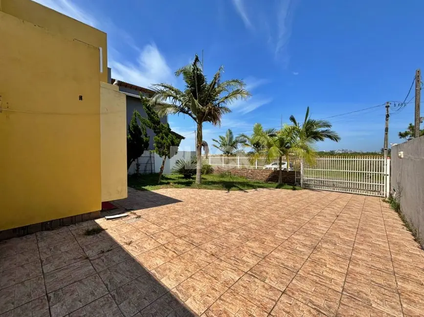 Foto 6 de Casa com 3 quartos à venda, 200m2 em Passo De Torres - SC