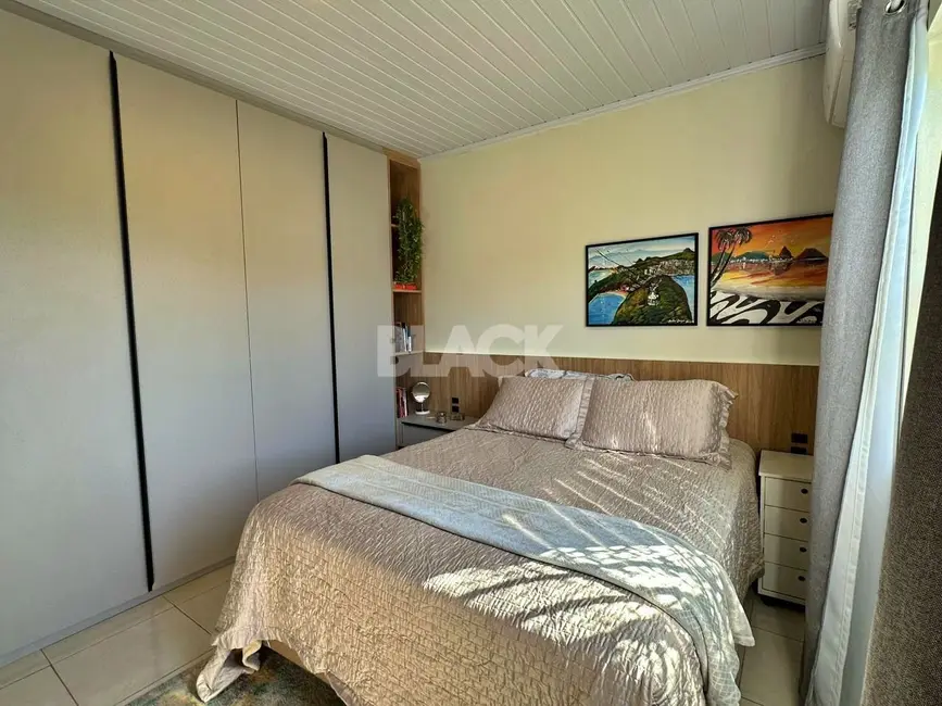 Foto 6 de Casa com 2 quartos à venda, 140m2 em Passo De Torres - SC