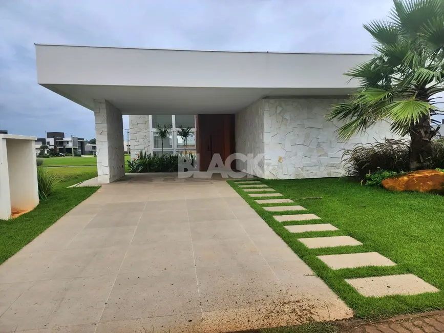 Foto 2 de Casa de Condomínio com 4 quartos à venda, 209m2 em Torres - RS