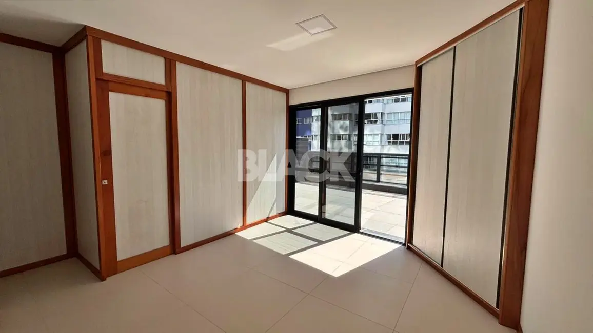 Foto 5 de Apartamento com 1 quarto à venda, 73m2 em Centro, Torres - RS