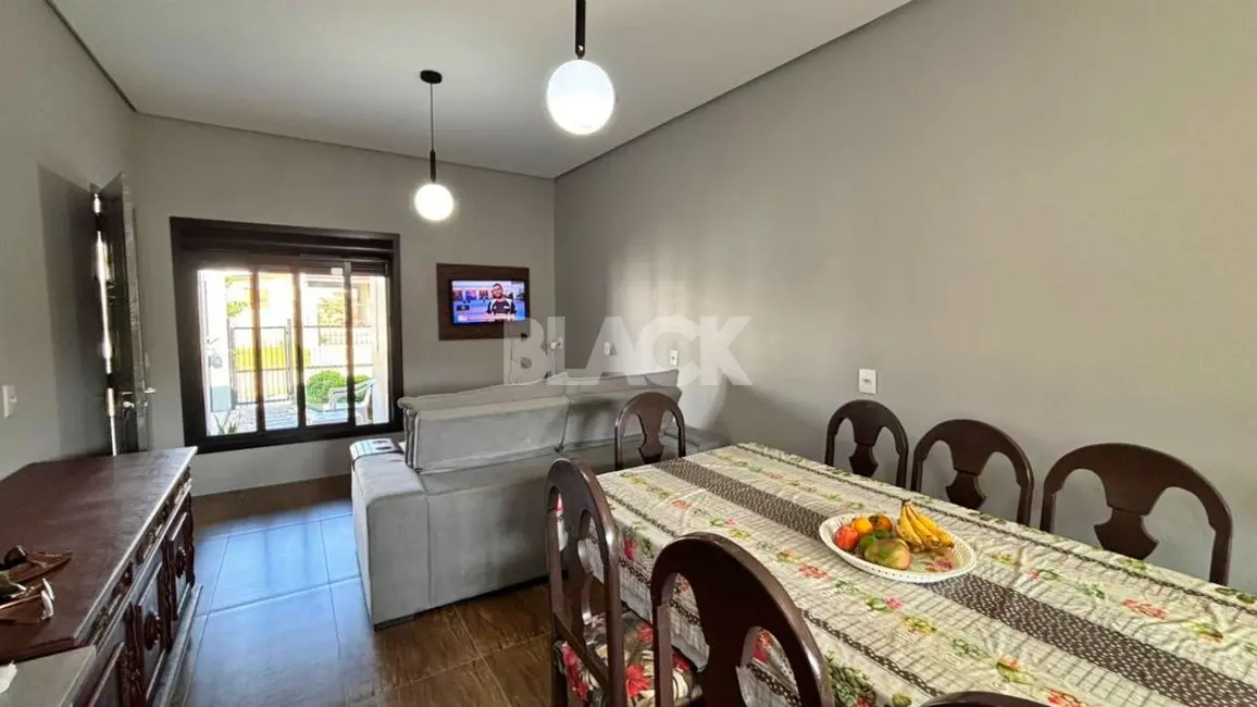 Foto 8 de Casa com 3 quartos à venda, 199m2 em Torres - RS