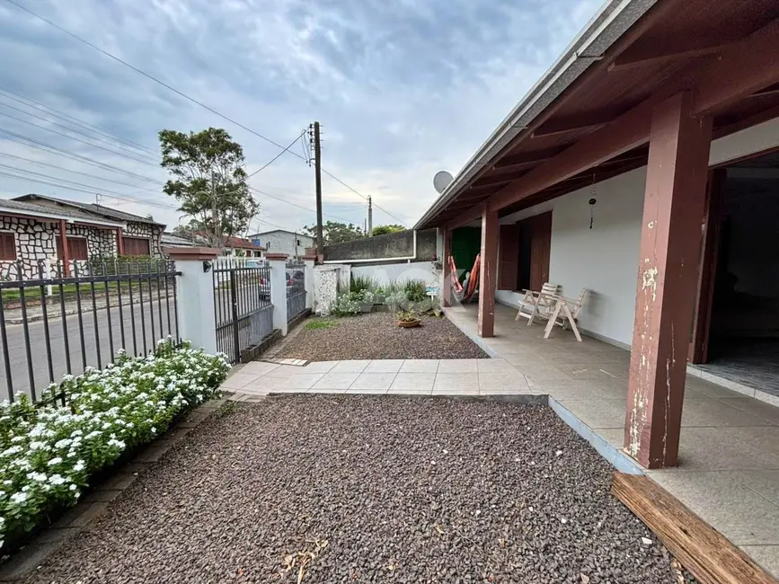 Foto 4 de Casa com 3 quartos à venda, 158m2 em Torres - RS