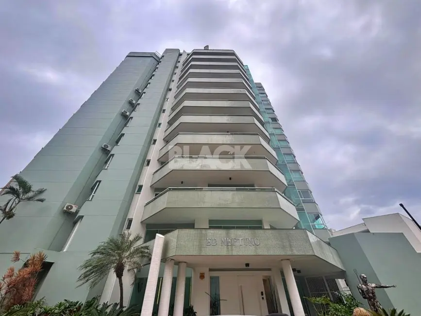 Foto 1 de Apartamento com 4 quartos à venda, 264m2 em Torres - RS