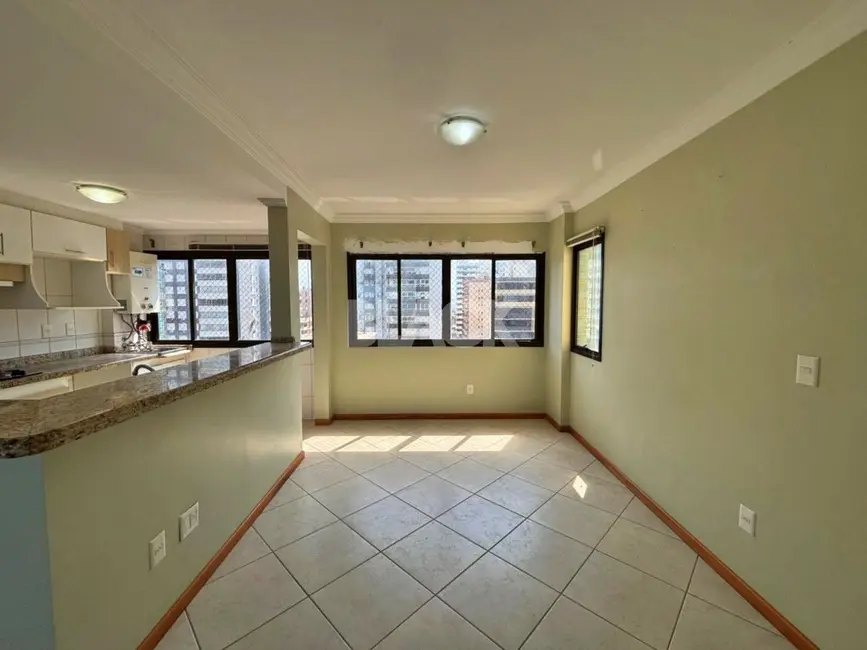 Foto 9 de Apartamento com 2 quartos à venda, 85m2 em Torres - RS