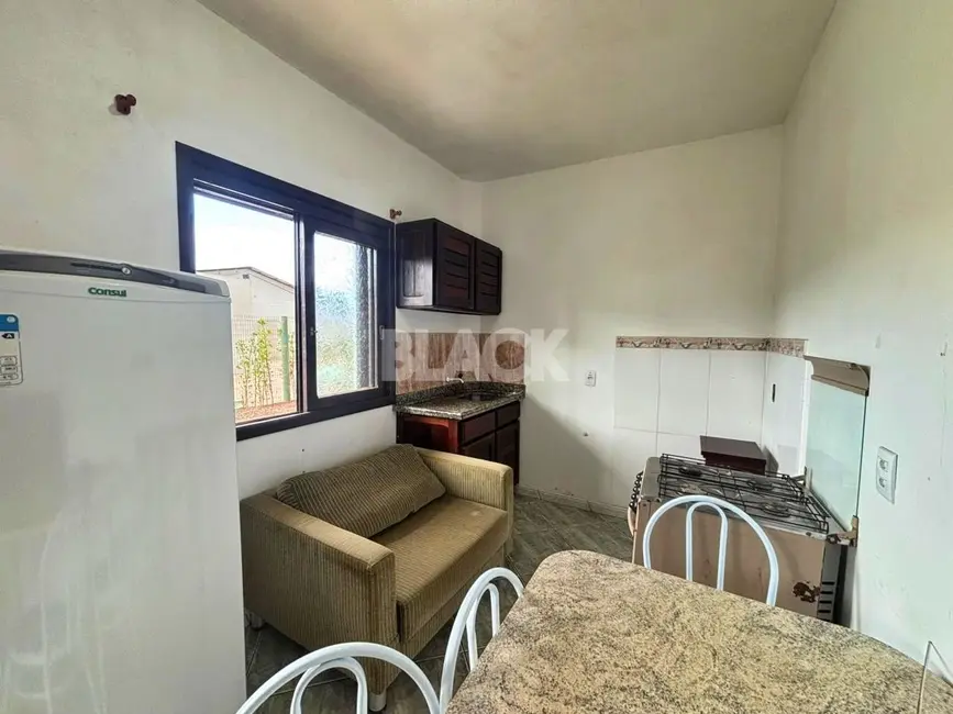 Foto 2 de Apartamento com 1 quarto à venda, 40m2 em Torres - RS