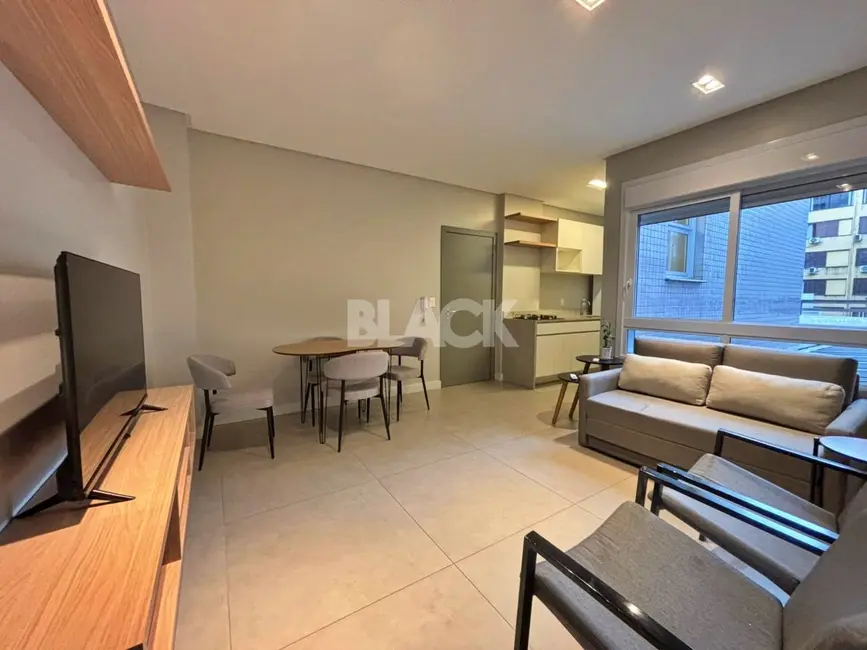Foto 2 de Apartamento com 1 quarto à venda, 45m2 em Centro, Torres - RS