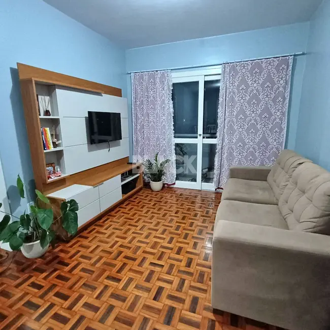 Foto 1 de Apartamento com 2 quartos à venda, 66m2 em Centro, Torres - RS