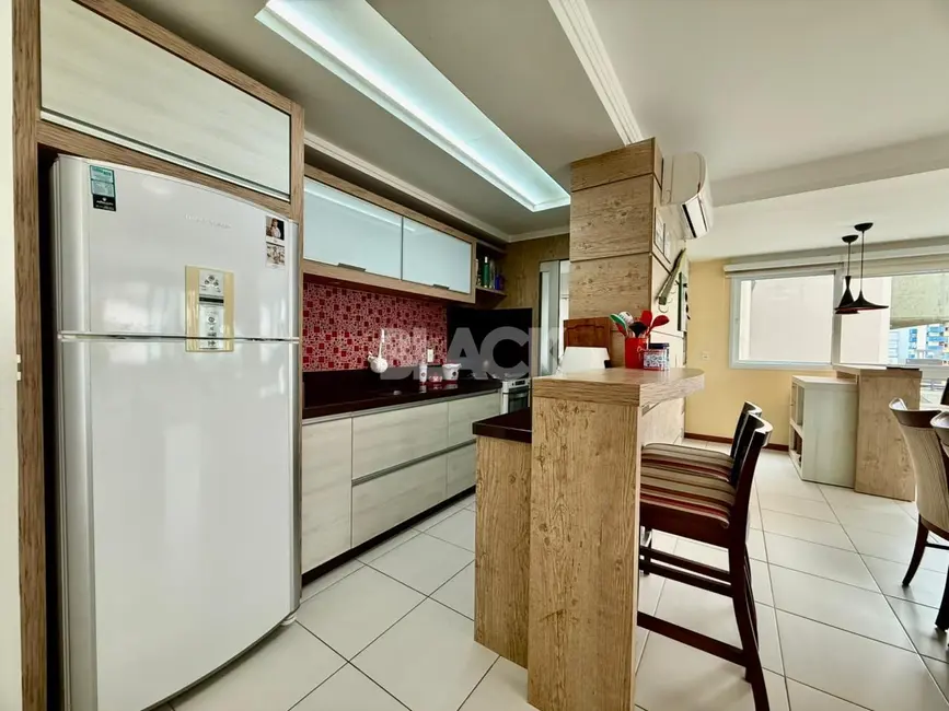 Foto 6 de Apartamento com 3 quartos à venda, 120m2 em Centro, Torres - RS