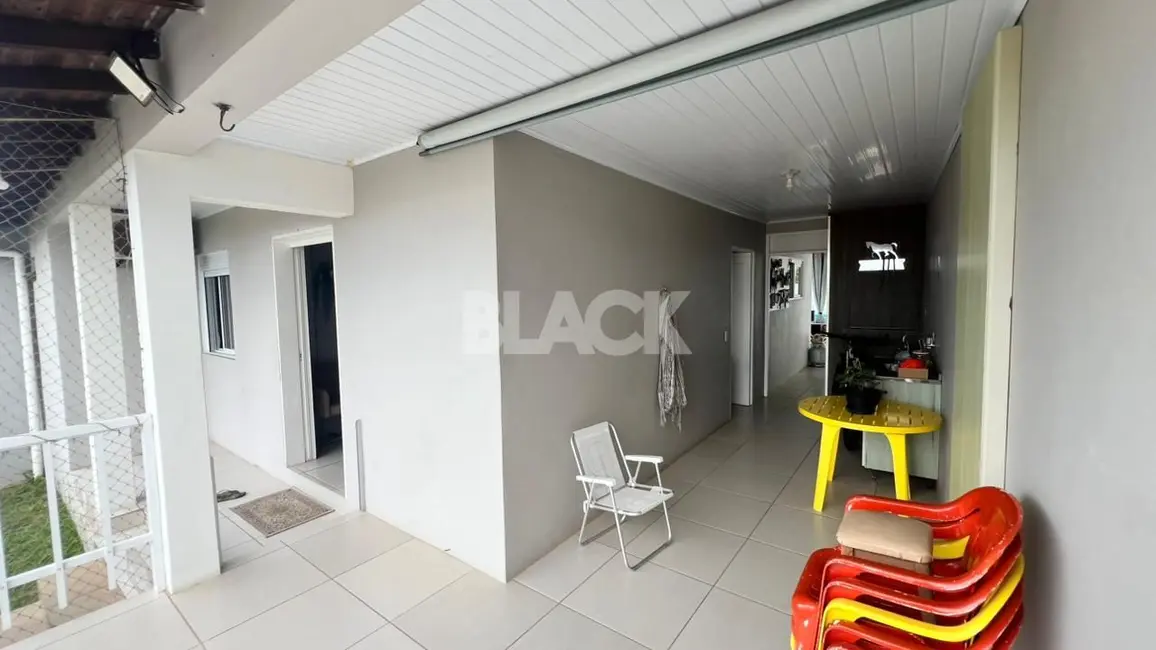 Foto 4 de Casa com 4 quartos à venda, 140m2 em Torres - RS