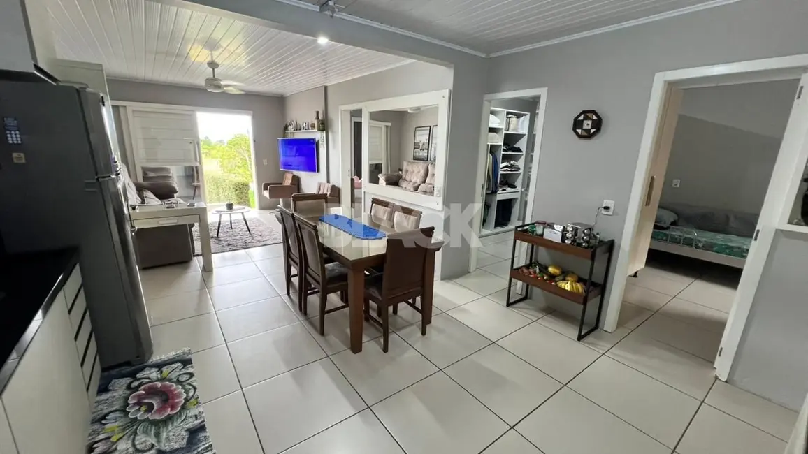 Foto 9 de Casa com 4 quartos à venda, 140m2 em Torres - RS