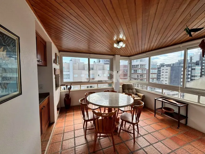 Foto 7 de Apartamento com 3 quartos à venda, 135m2 em Torres - RS