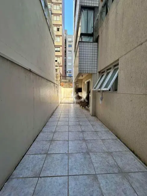 Foto 6 de Apartamento com 3 quartos à venda, 85m2 em Centro, Torres - RS