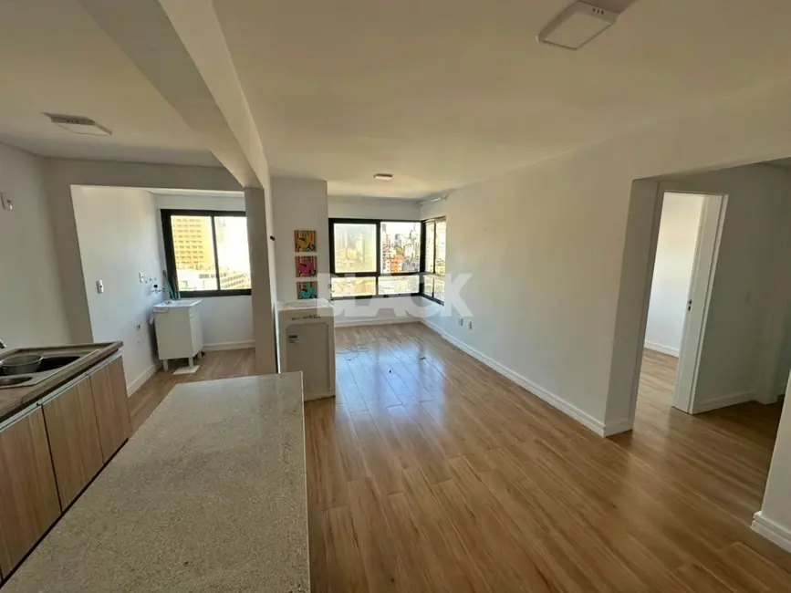 Foto 2 de Apartamento com 2 quartos à venda, 67m2 em Centro, Torres - RS