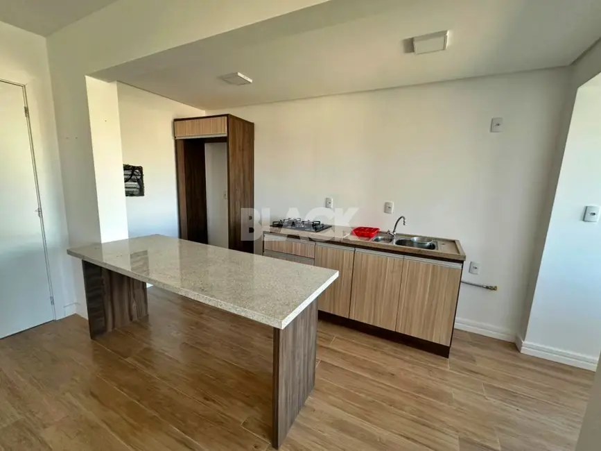 Foto 3 de Apartamento com 2 quartos à venda, 67m2 em Centro, Torres - RS