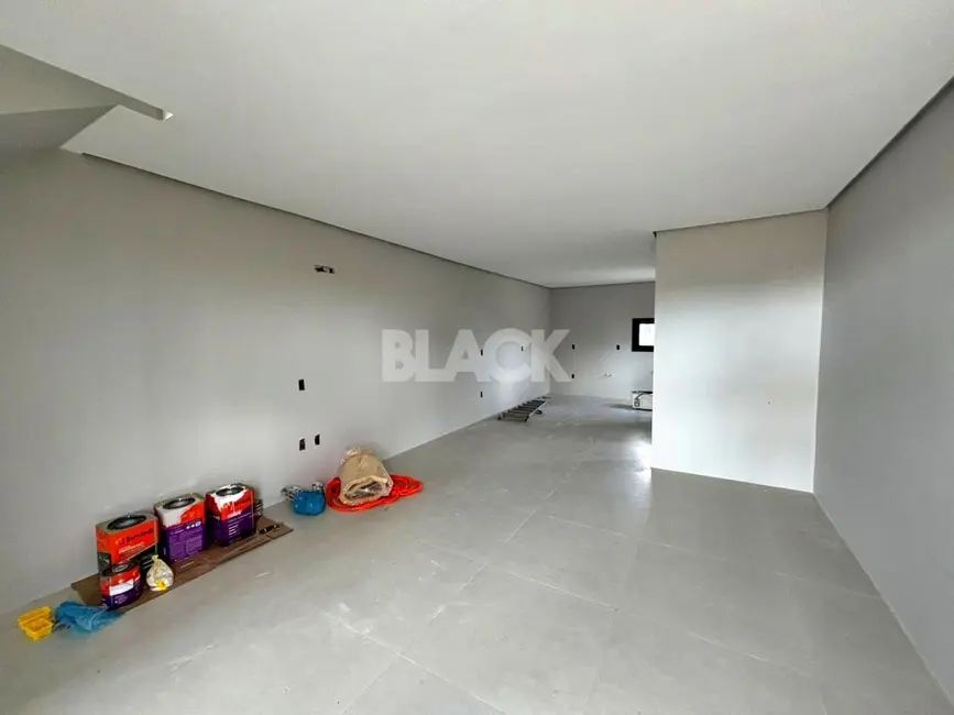 Foto 3 de Sobrado com 3 quartos à venda, 134m2 em Torres - RS