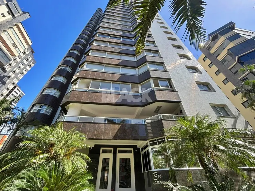 Foto 3 de Apartamento com 4 quartos à venda, 232m2 em Torres - RS