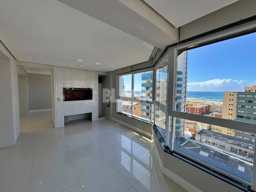 Foto 4 de Apartamento com 4 quartos à venda, 232m2 em Torres - RS