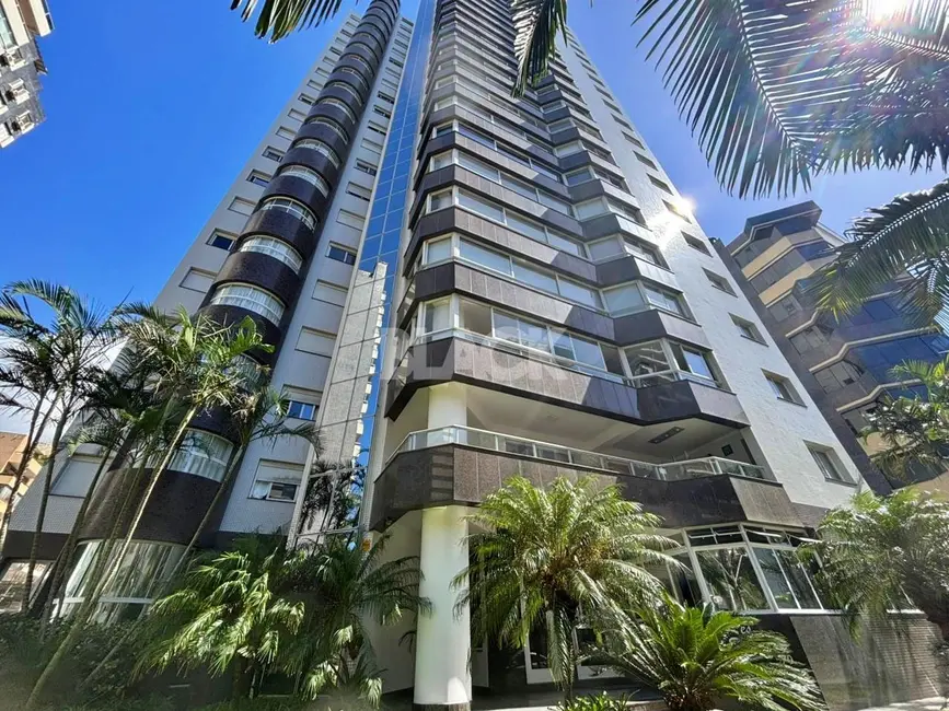 Foto 2 de Apartamento com 4 quartos à venda, 232m2 em Torres - RS